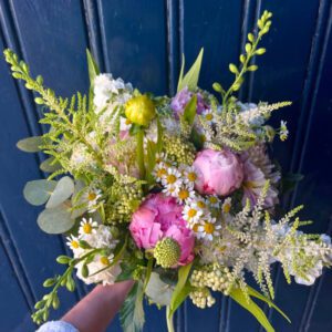 Seasonal Bouquet Size M